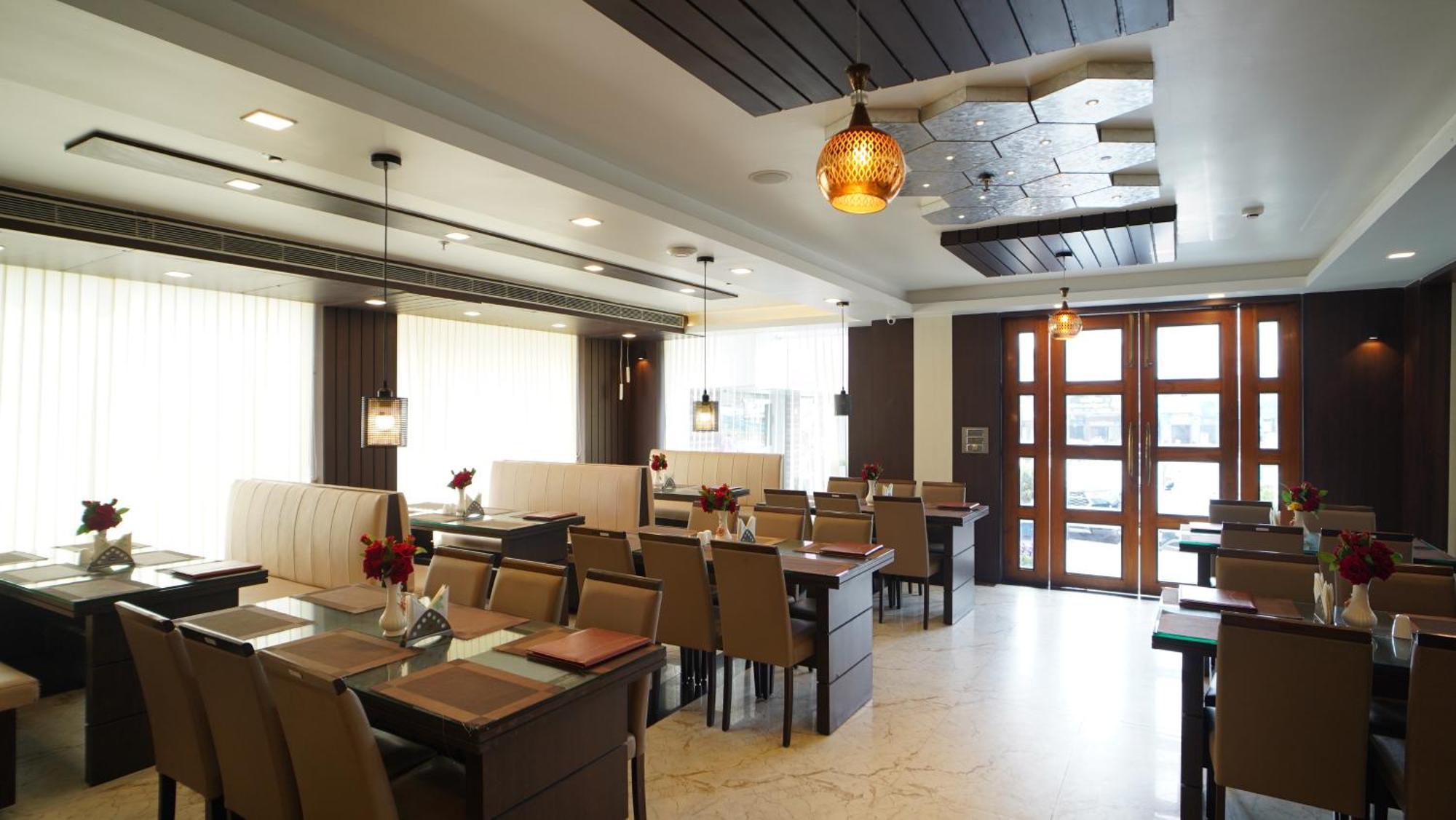 Hotel Mayuri !! Couple Friendly Family Hotel !! Дигха Экстерьер фото