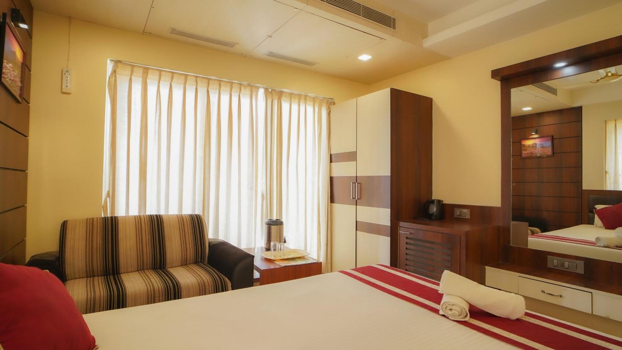 Hotel Mayuri !! Couple Friendly Family Hotel !! Дигха Экстерьер фото