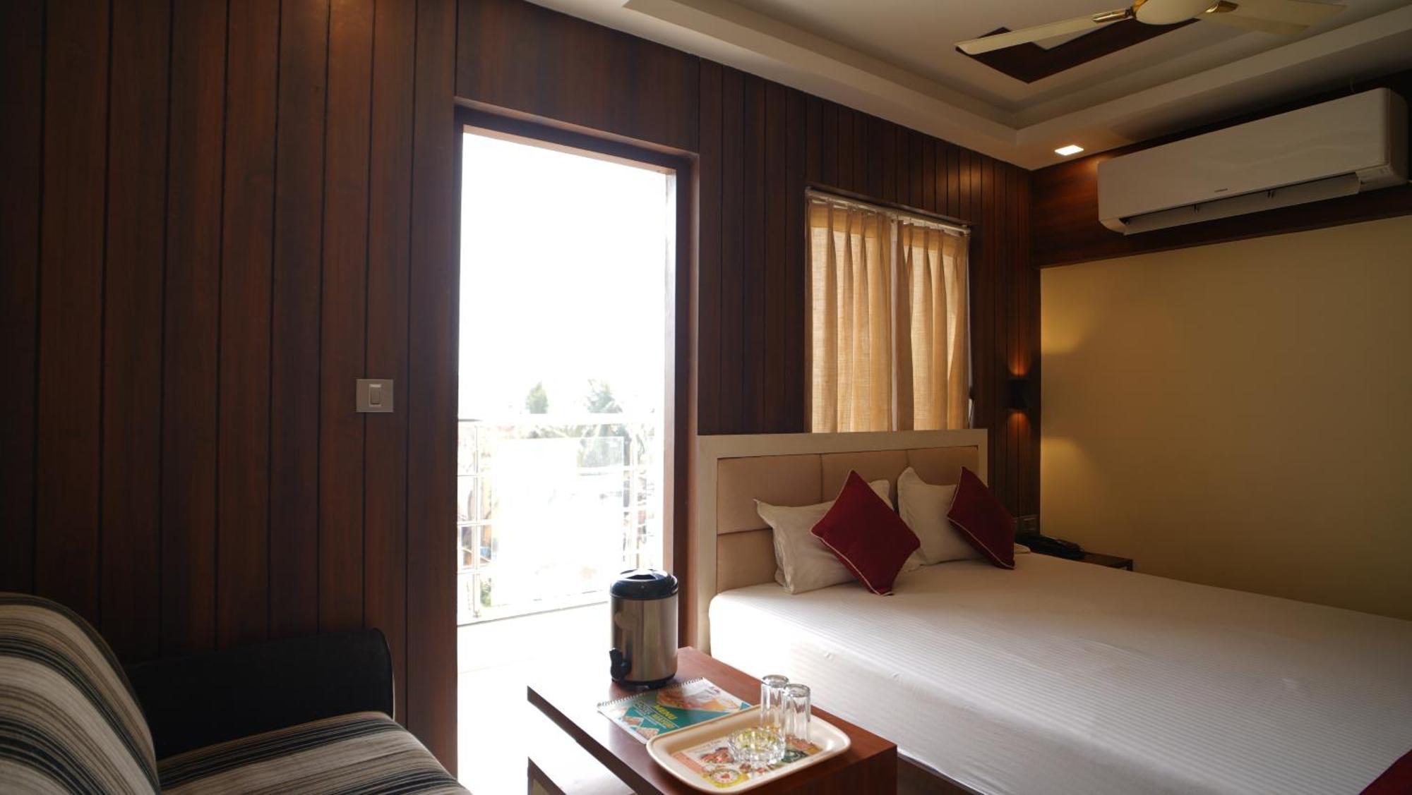 Hotel Mayuri !! Couple Friendly Family Hotel !! Дигха Экстерьер фото