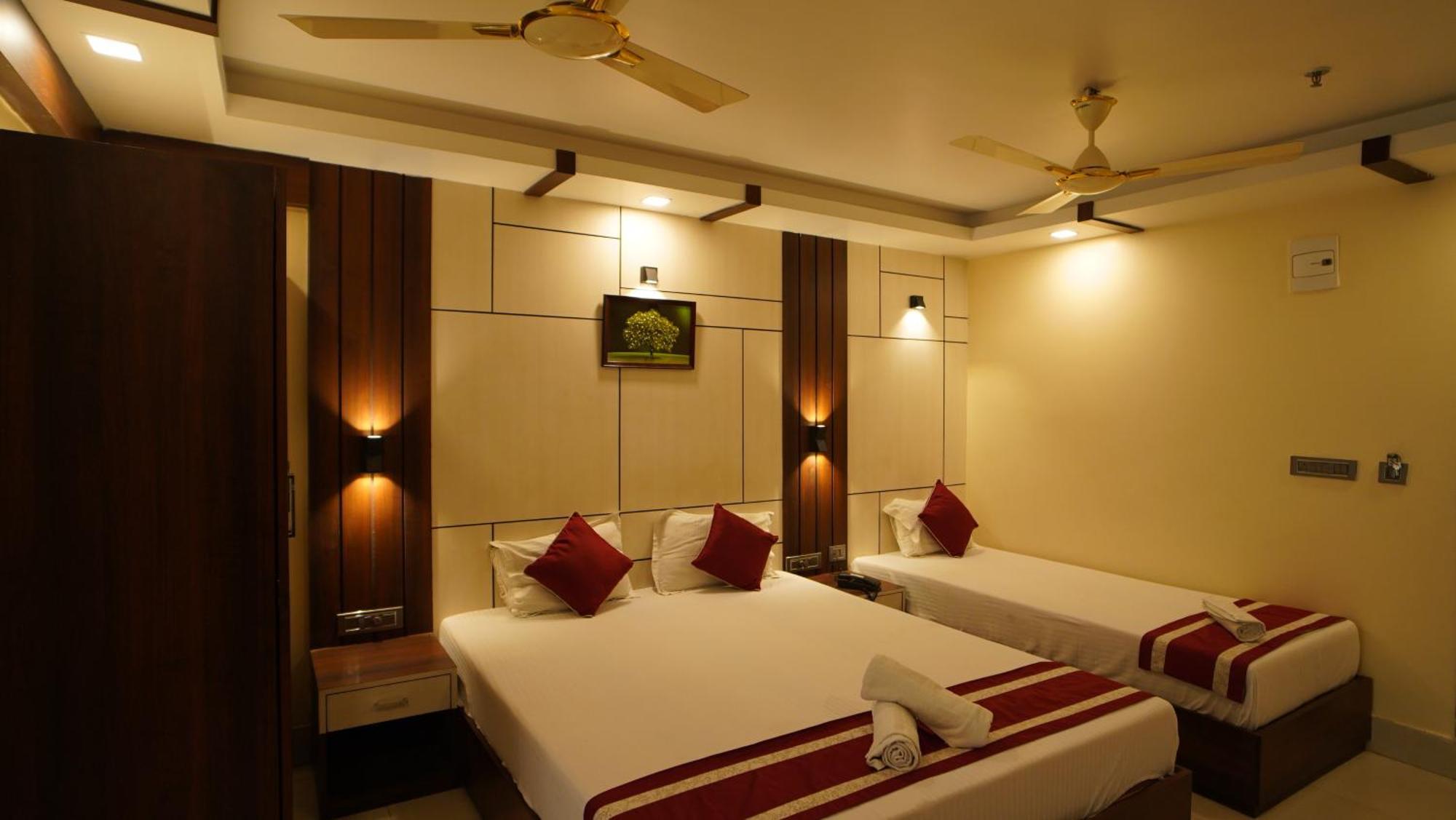 Hotel Mayuri !! Couple Friendly Family Hotel !! Дигха Экстерьер фото